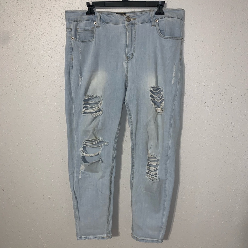 Forever 21 Plus Boyfriend Jeans